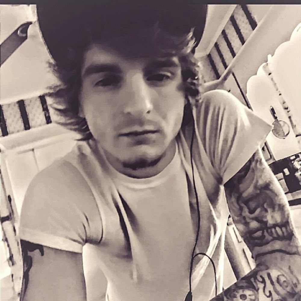 Meet your Posher, Davie